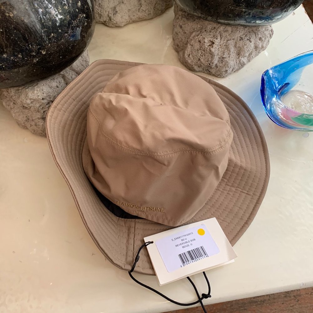 Maison Kitsune Reversible Bob in Beige